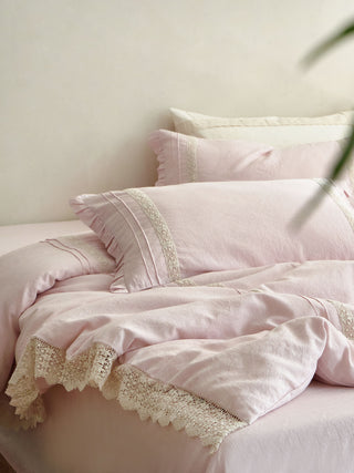 AVA.Home"浅語" (Sasayaki) プレミアム・テンセルリネン 4点セット | 生成り・くすみカラー | 繊細なレースとフリル