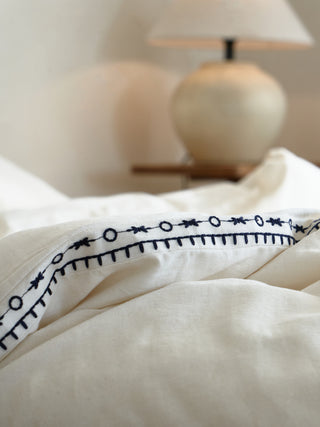 AVA.Home 北欧風 手作り感のある刺繡入り綿麻寝具セット｜肌触りが良い 通気性に優れた格紋デザイン