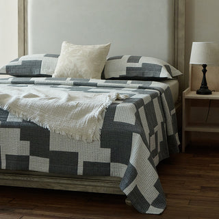 AVA.Home ジオメトリック コットンブランケット 3層構造 マルチカバー